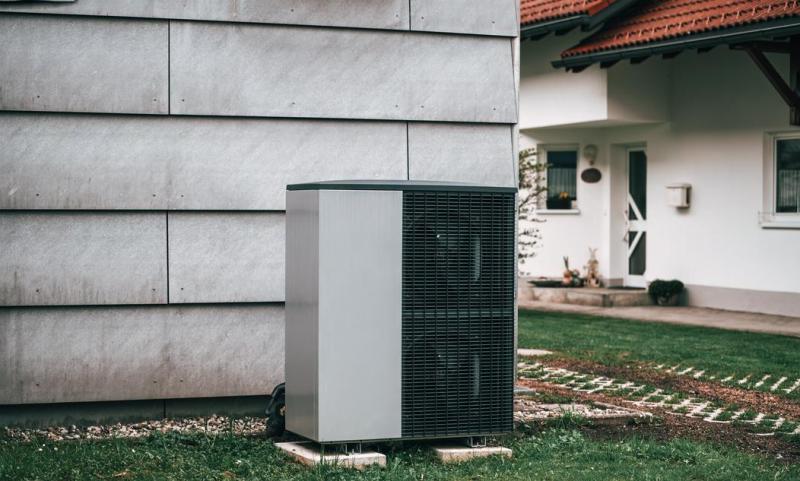 Pompe &agrave; chaleur air-eau ou sol-eau, un entretien annuel diff&eacute;rent selon votre installation &agrave; Colmar